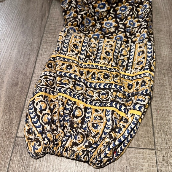 Sue Sartor Long-Sleeve Short Flounce Dress 
 used good - Picture 3 of 3